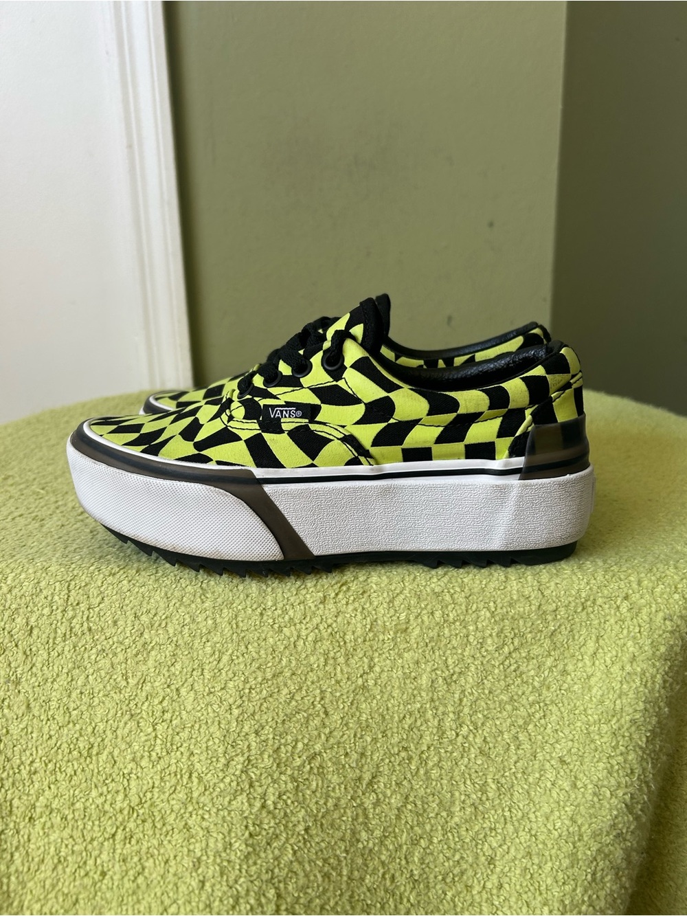 Vans Checkerboard Platform Sneaker in Neon Yellow & Black Unisex